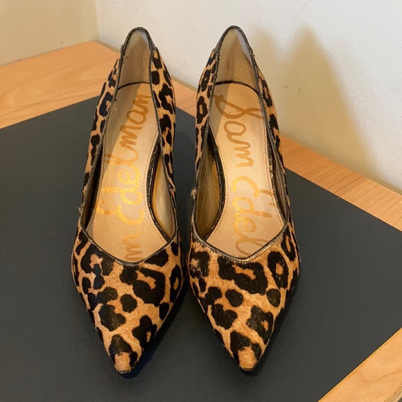 Sam Edelman Cheetah Print Pumps - Picture 2 of 6